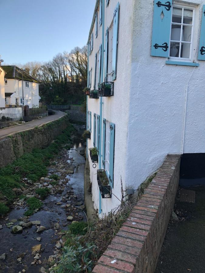 Light And Airy Central Lyme Regis Appartment With Parking Экстерьер фото