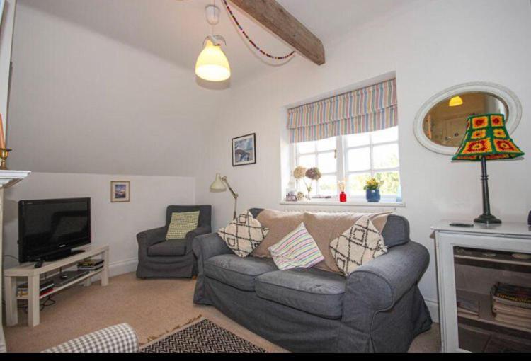 Light And Airy Central Lyme Regis Appartment With Parking Экстерьер фото